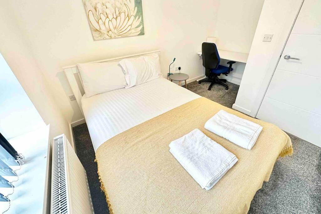 Paradigm House, Stunning 2-Bedroom Apartment 1, Free Parking, Oxford Exterior foto